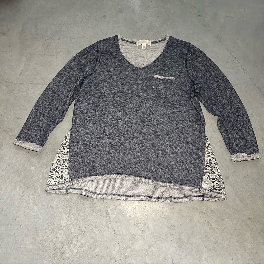 French Laundry Women’s Gray V-Neck Sweater